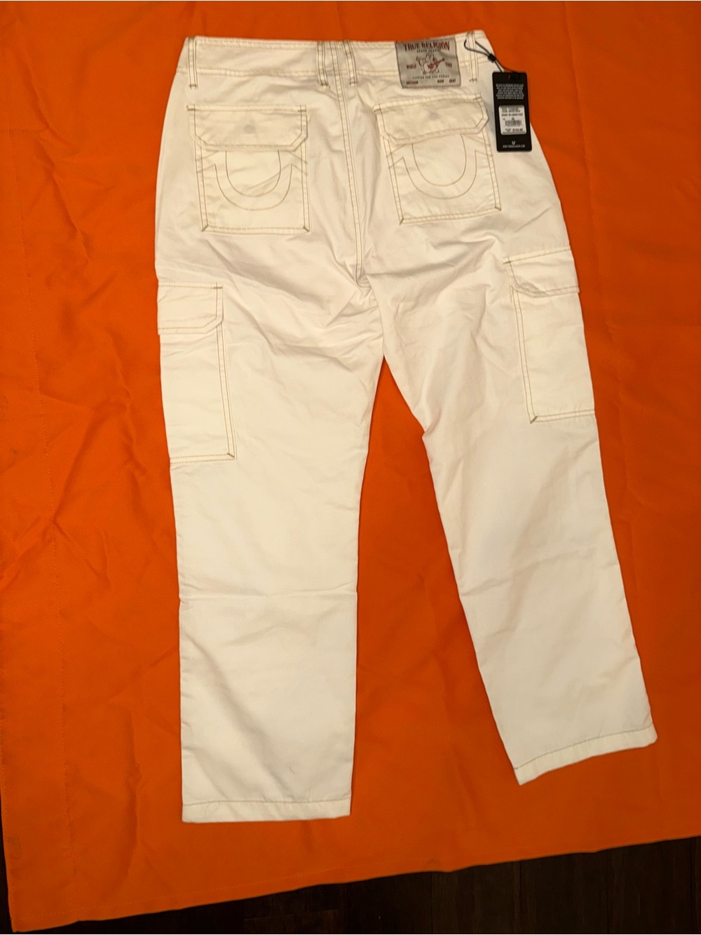 True Religion Menโs Off-White Cargo Pants